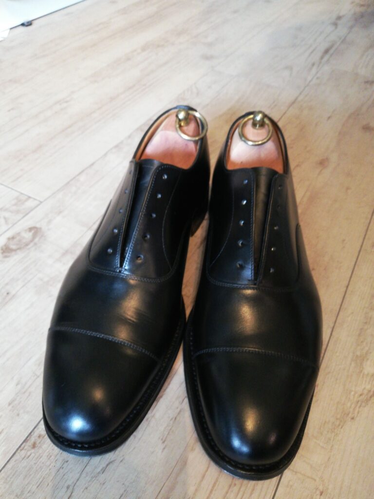 スーツでテンションが上がるChurch 